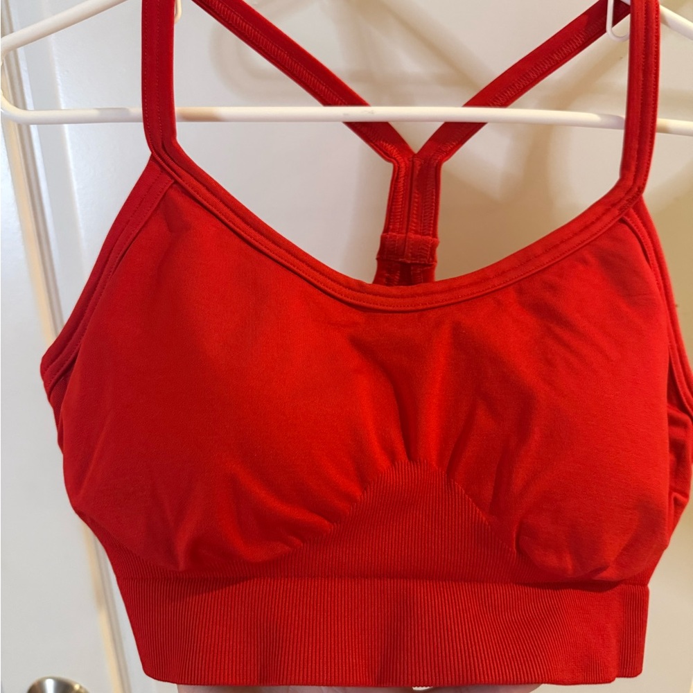 NWOT Gymshark Red Seamless Racerback Sports Bra